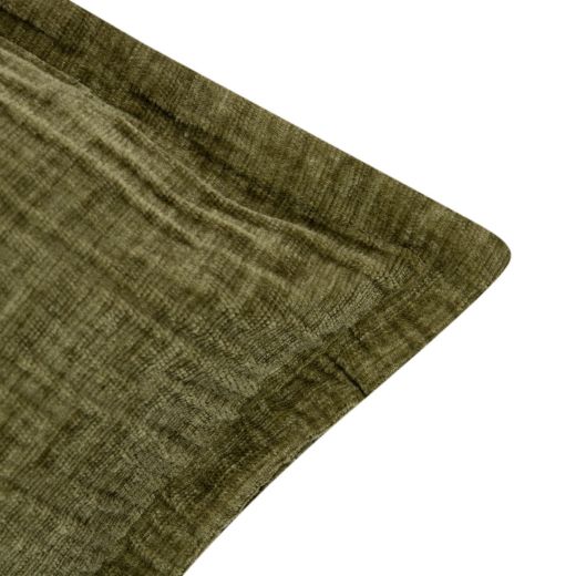 Cushion Crinkled velvet green 30x50cm
