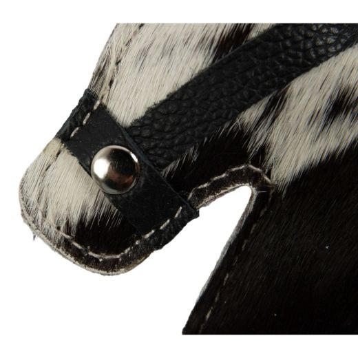 Porte-clés cheval noir et blanc (Bos taurus)