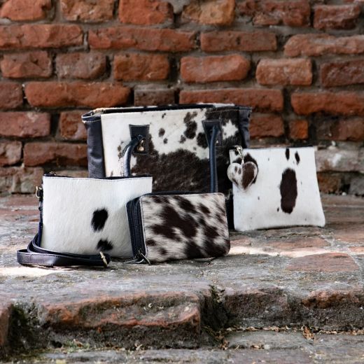 sac bandouliére vache noir/blanc 23cm*