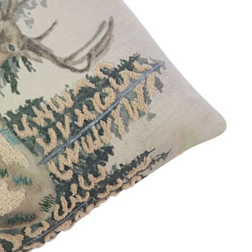 Cushion Embroidered deer in forest 45x45cm