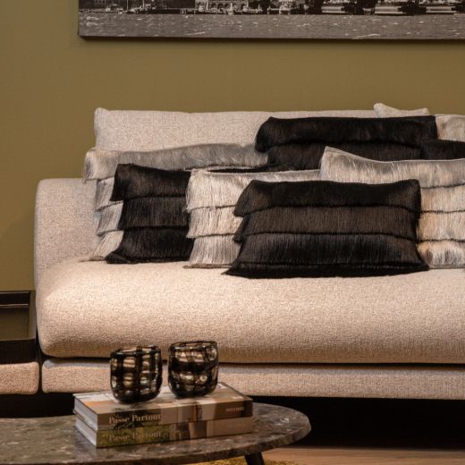 half kussen franjes zwart 30x50cm