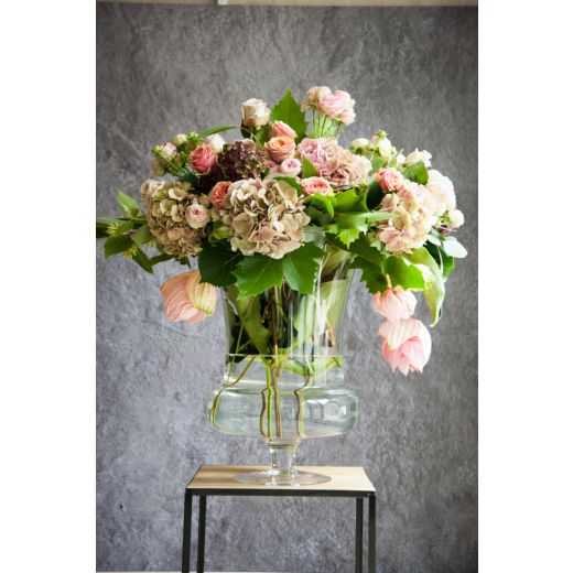 Uma Vase mit Fuß h30 d23 