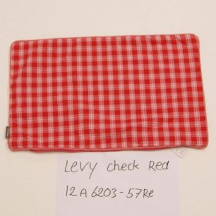 Cushion levy check 30x50 red